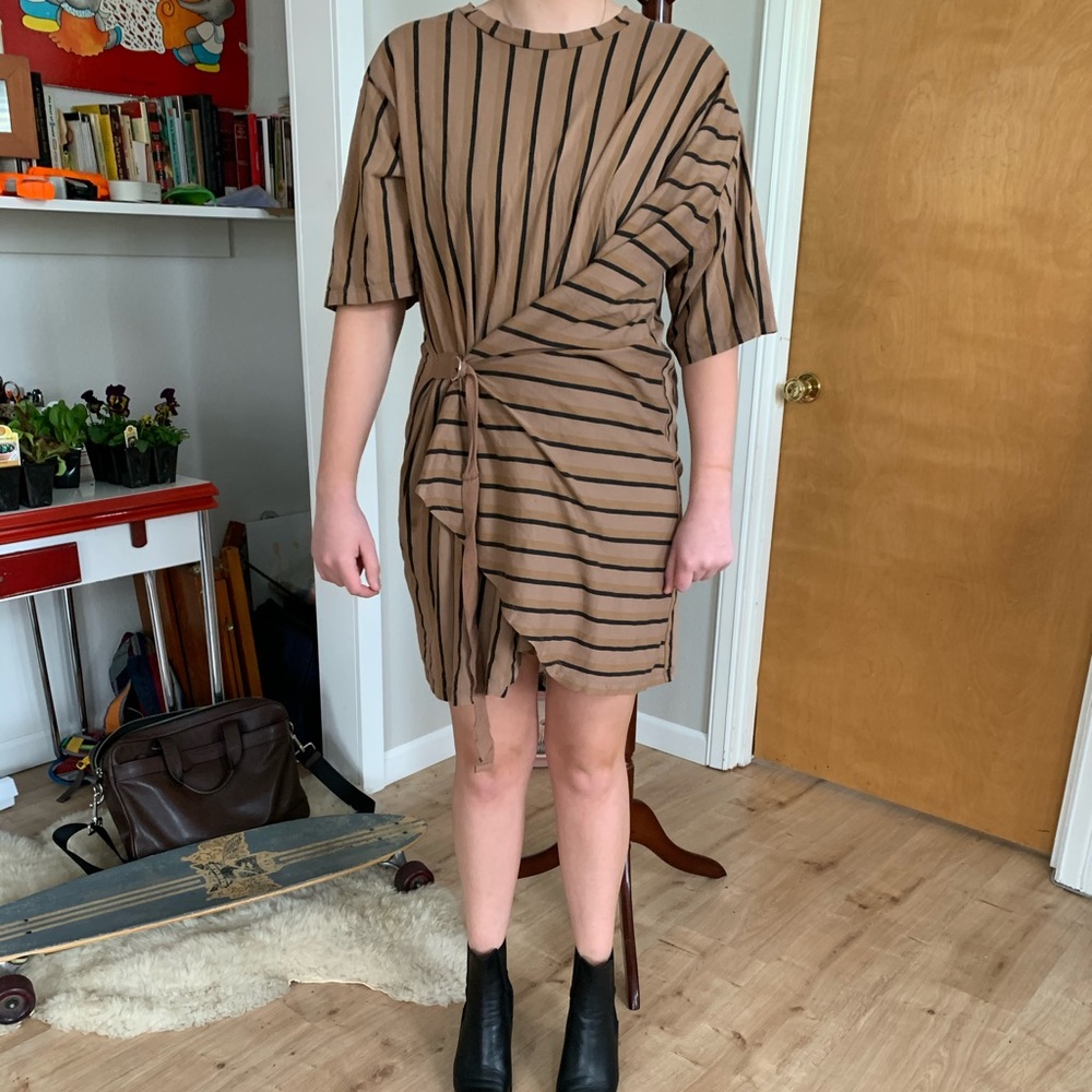 Tie dress
